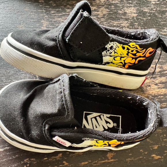 Vans Kids Black with tiger flame side design - Picture 2 of 7